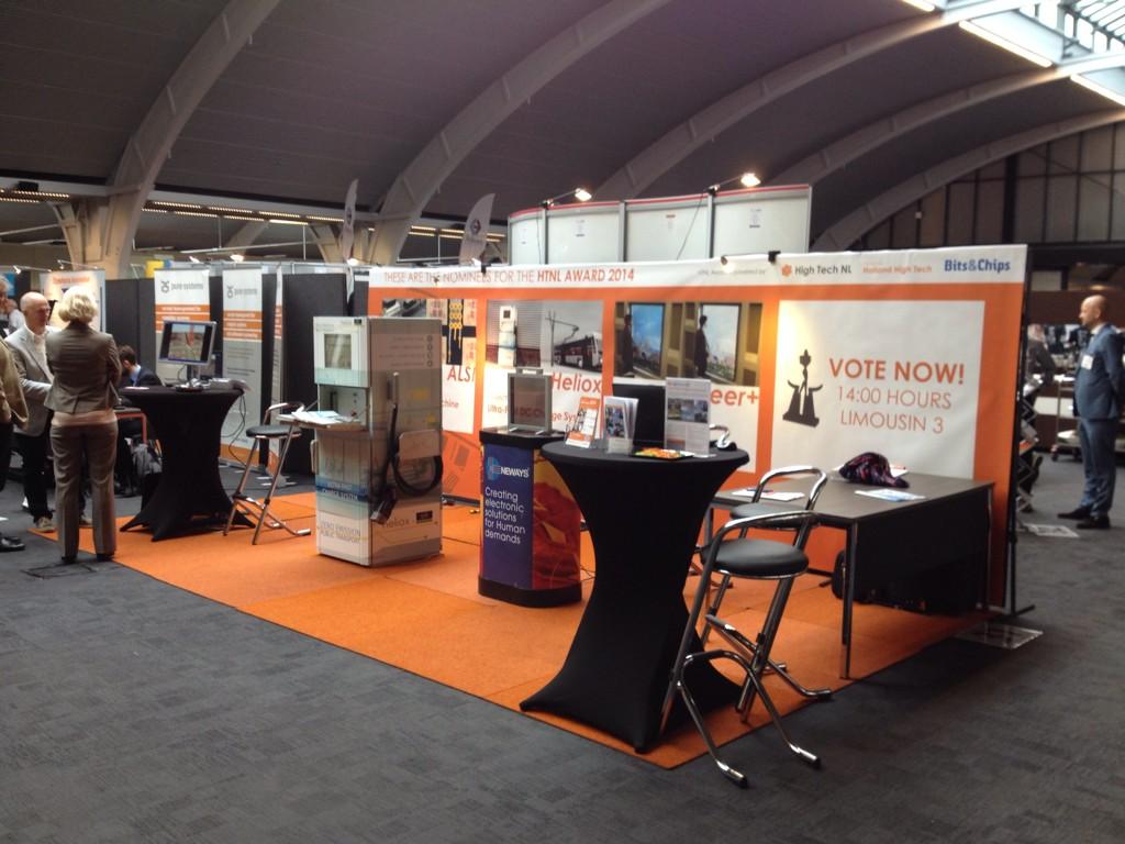 Wie wint de Award? Bekijk alvast de demo's van genomineerden <a href="/HelioxNL/">Heliox</a>, ASM Alsi <a href="/Peerplus1/">Peer+</a> en stem om 14u #BCSS14
