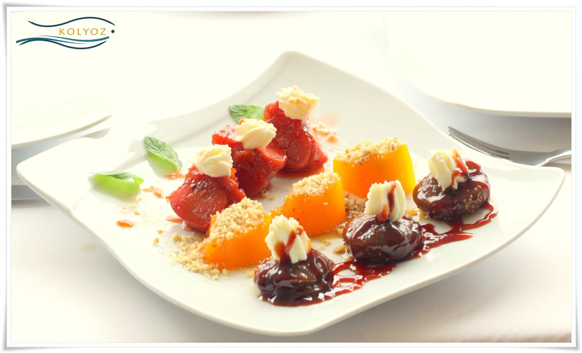 Keyfinizi taçlandırmak için sadece deniz ürünlerinde değil tatlılarımızla da iddialıyız. 

Afiyet olsun.