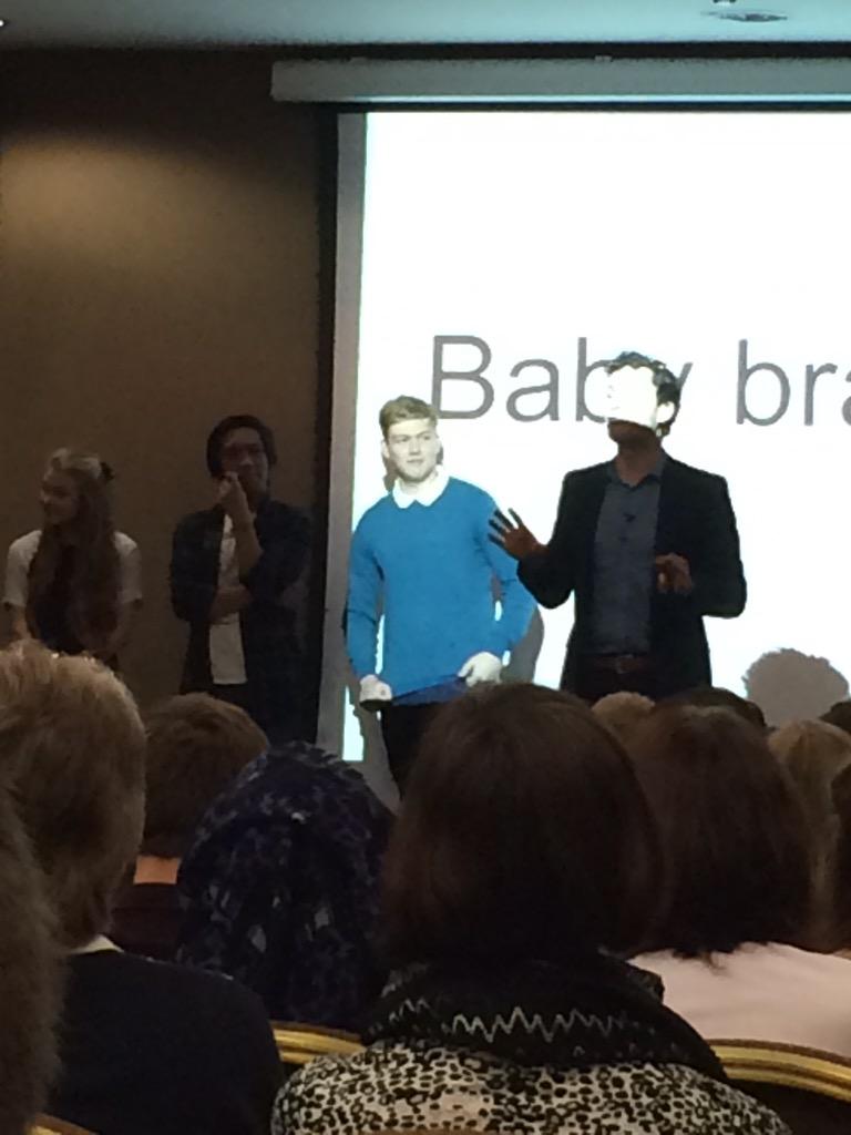 awaldie6's tweet image. He&apos;s at it again! #psy4stu