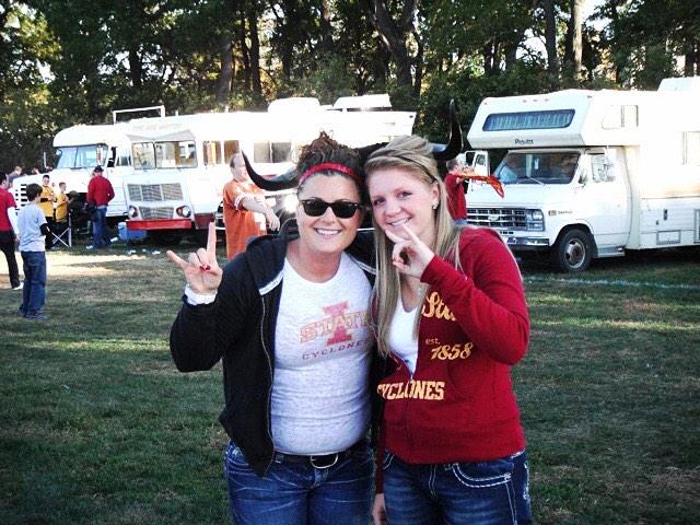  Happy birthday Nelly! Love you so much sis! 