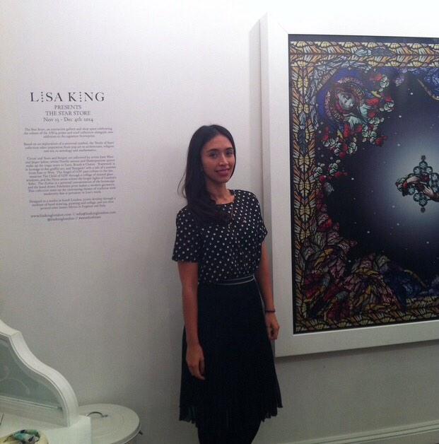GabbiCahane's tweet photo. @GabbiCahane: It's all about @LisaKingLondon and her pop-up Star Store tonight. #screwprint #studyofstars http://t.co/2MSxYdc22B