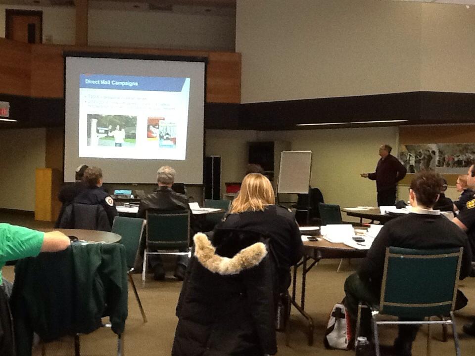 NoFireLoss's tweet photo. @ontfiremarshal @FMPFSC D.Lisle @TSSAOntario on effective CO public ed at Sudbury OFMEM Wkshop http://t.co/0Lb43GUJuD http://t.co/h023MTDIXf