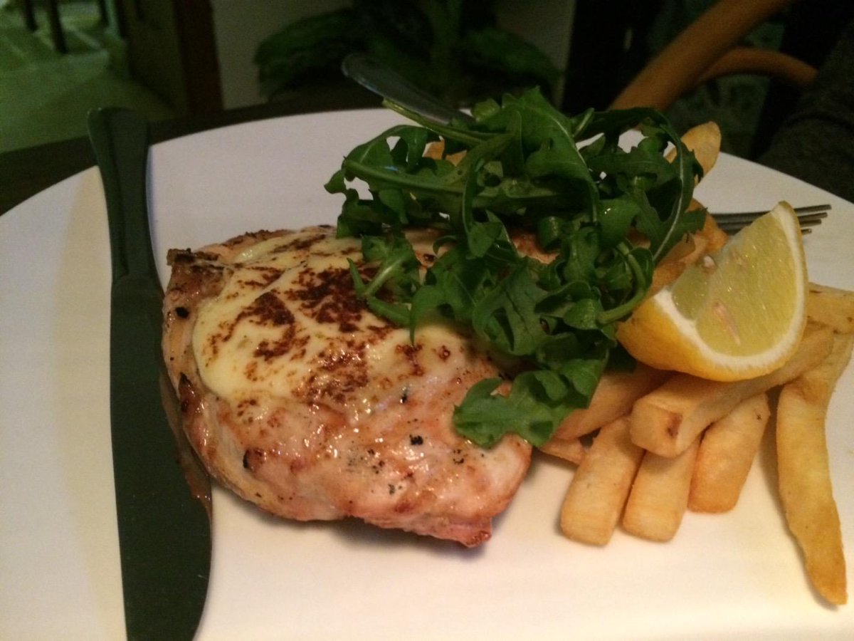 2411samuel's tweet photo. That is a great day with the great dishes @m1ssbee http://t.co/6JuGdePKDD