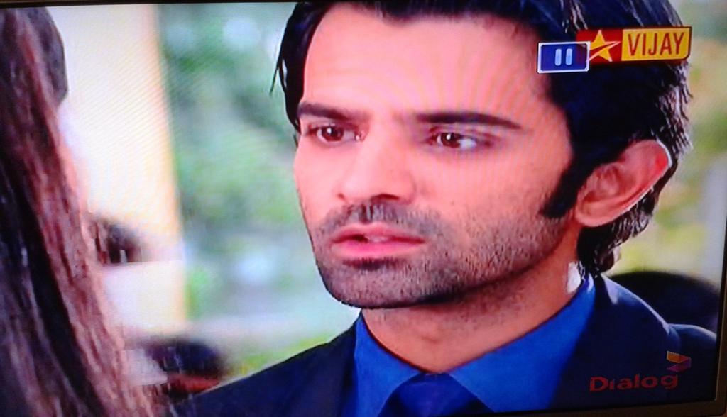 IPKKNDRuwizz90's tweet photo. #Atnav-" Khushi tumhe kyun faraq padta hai? "
#Khushi - " Humein kyun faraq padta hai? " 💔😭😭 #TamilIpkknd http://t.co/EB53R5tVkn