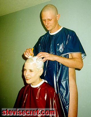 #throwbackthursday Love &amp; the Blade! http://t.co/3EE1vEW4jO http://t.co/gOFUpZUO05<a href="/tag/throwbackthursday"class="tags">#throwbackthursday</a>