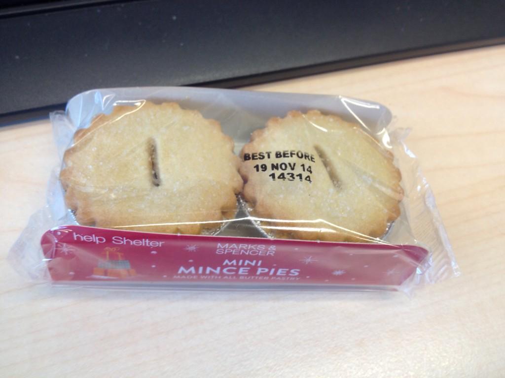 alisqr85's tweet photo. @marksandspencer good to see in date stock is being sold at your stores #yummy #MincePies http://t.co/z69B1qXGRE