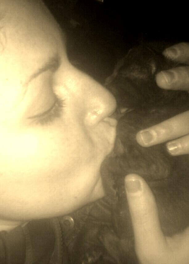 MariaMicg87's tweet photo. La más mimada http://t.co/5PSX5wqsEN