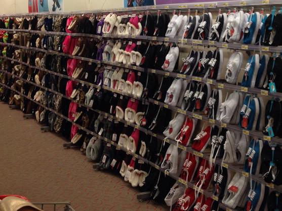 Getting our flex game on at #T2181 #G493fullfloor <a href="/mayvanosten/">Mayanne Van Osten</a> @JennaWalker422 <a href="/lechevarria44/">Luis Echevarria</a>