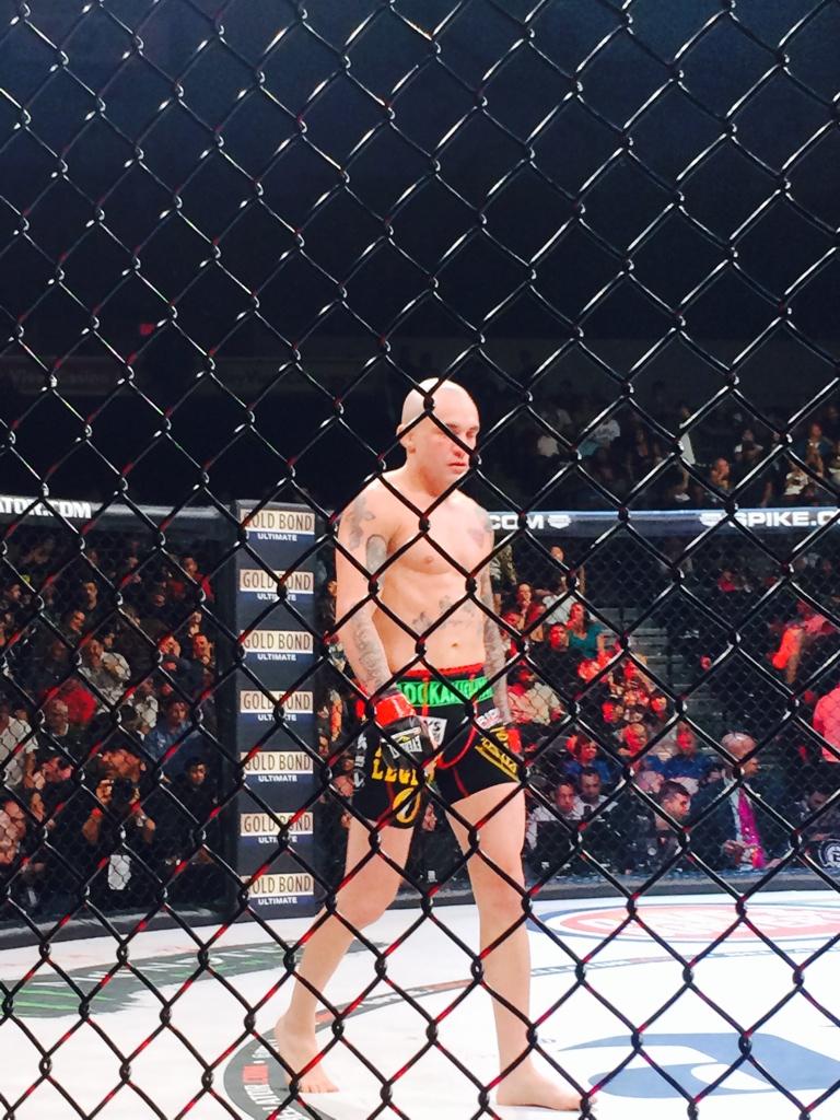 Crazy KO power, now a Bantam, wants a title shot & hes a #Marine. Congrats @MikeUSMCRichman on :46 KO @ #Bellator131