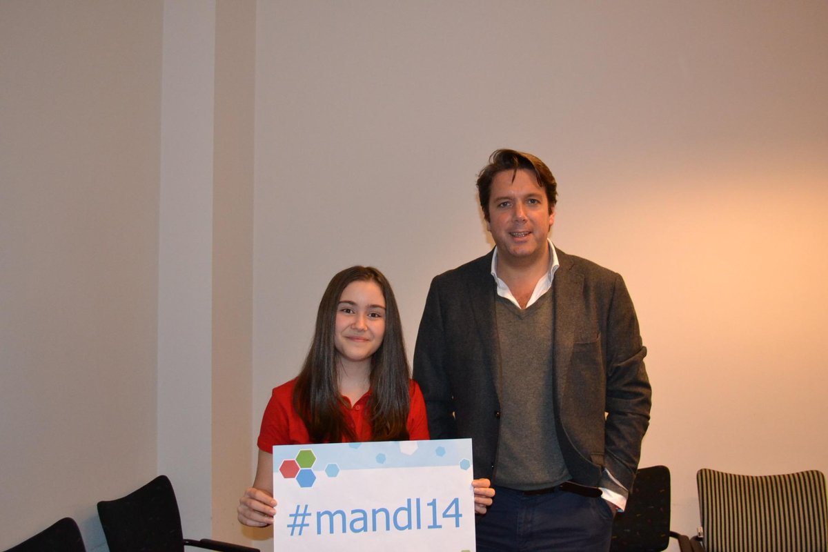 ymtml's tweet photo. Photo taken with Mr. Tim Plyming (Director of BBC WW1) #mandl14 #edu http://t.co/wpwqmA771d