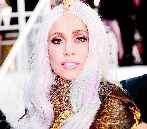 HausOfBitchs's tweet photo. I'm gonna tweet 30 pictures of Lady Gaga if each tweet gets 50 RTS thats 1500 VOTES 23/30
#MTVStars Lady Gaga http://t.co/IGWdQMz4OT