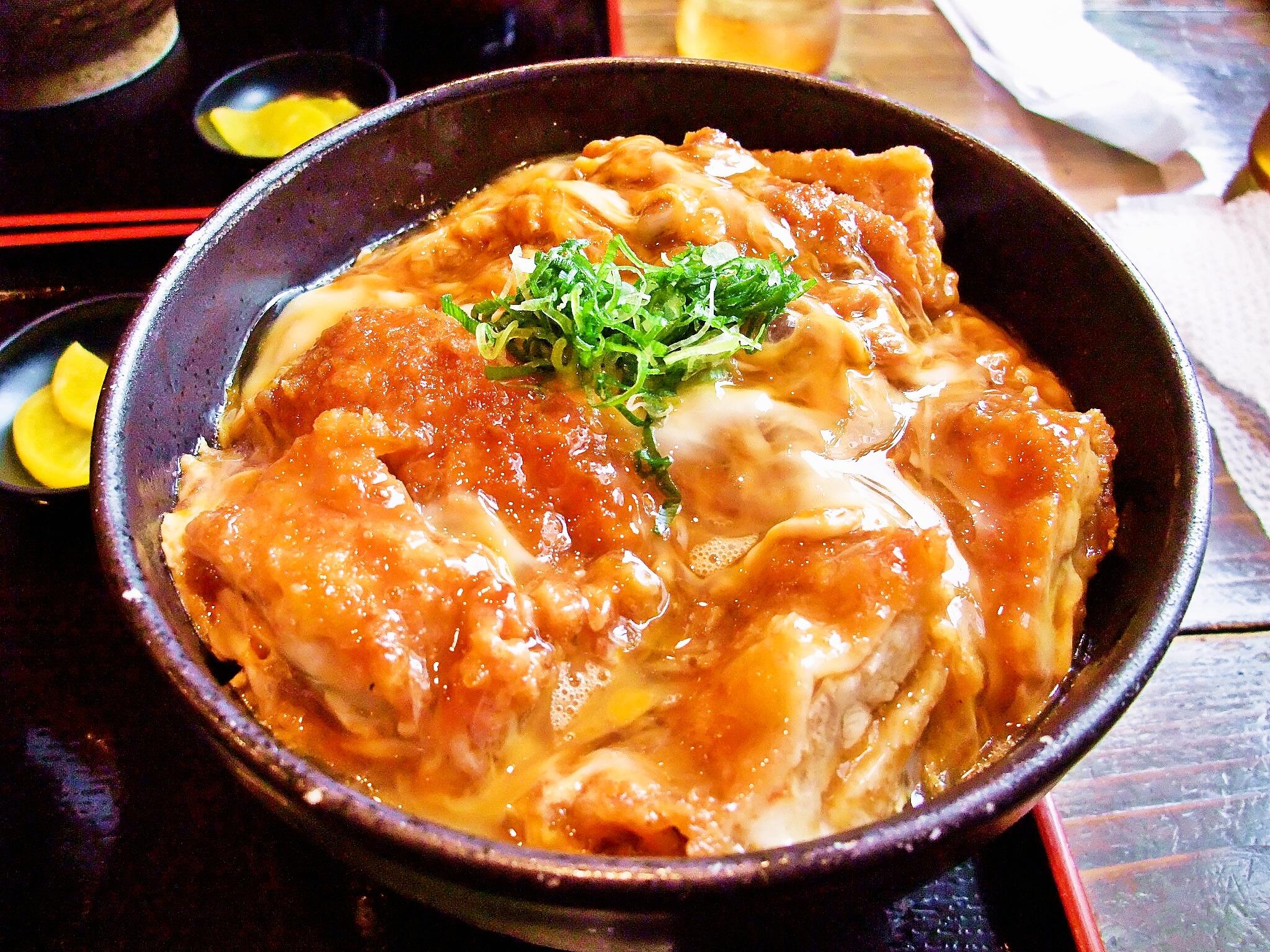 取り調べかつ丼」が体験できる店 木更津に80日間限定でオープン