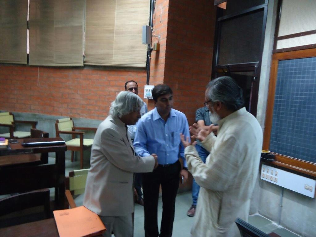 Dr. Vikrant Pandey  tweet media