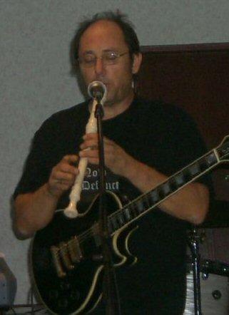 Happy 64th birthday Gary Green, guitarist for the progressive rock band Gentle Giant!  