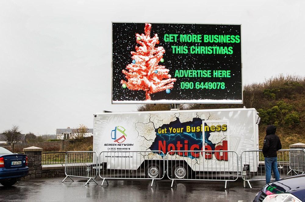 screennetworks's tweet image. #Athlone #Christmas #OutdoorAdvertising ;)