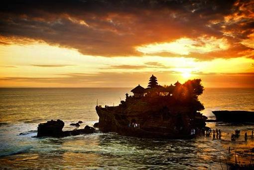 ToursLine's tweet image. Tanah Lot Tour and Seafood dinner - only 45 USD
tours-line.com/#!tanah-lot-to…