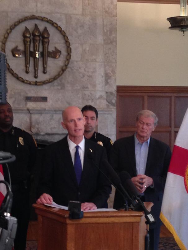 .@FLGovScott on campus of @floridastate asking people to #prayforFSU