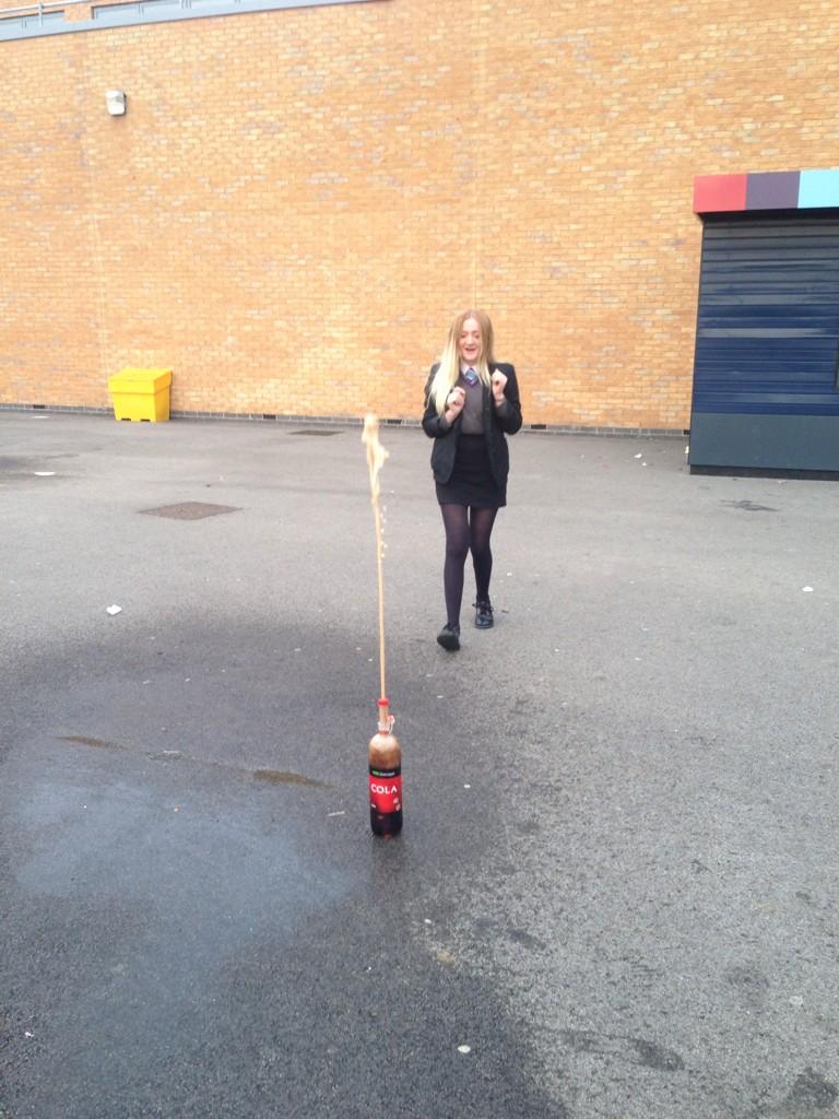 NewmanSciDOL's tweet photo. Shannon and her geyser #IgnitingCuriosity http://t.co/aATMtHG0Nl
