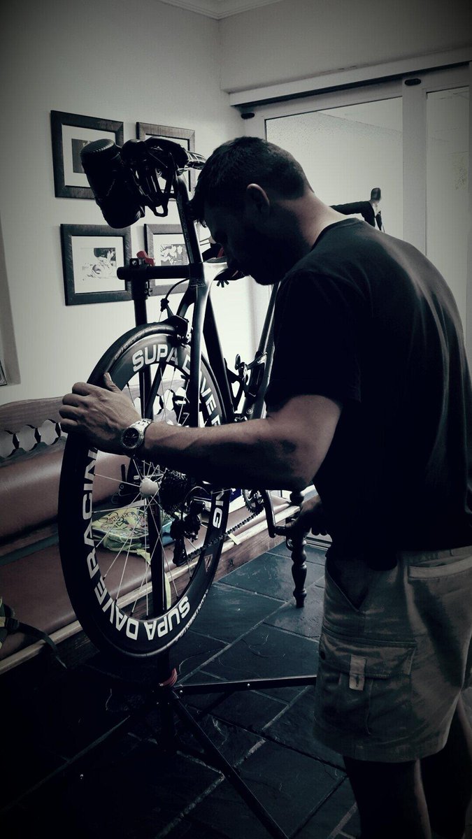 Marinda_L's tweet photo. @TheCoronationDC prepping ... #VelociteMagnus #eugenethemachine @intensebb @supa_dave_82 @EugeneLindeque http://t.co/4ui28GCXr8