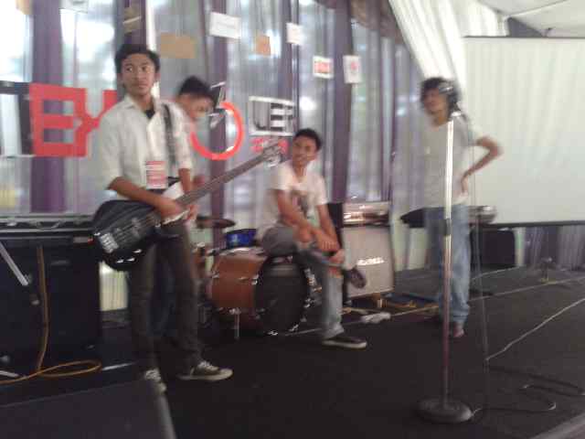 BUNKER_225's tweet photo. Tempo hari.. http://t.co/bBmIOBsl4f