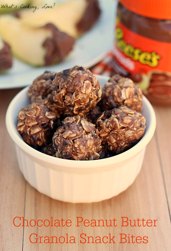 whatscookinglov's tweet photo. Chocolate Peanut Butter Granola Snack Bites using Reese's Spreads. #AnySnackPerfect  #shop http://t.co/cdasU3mQpO http://t.co/nXQyNfdpmn