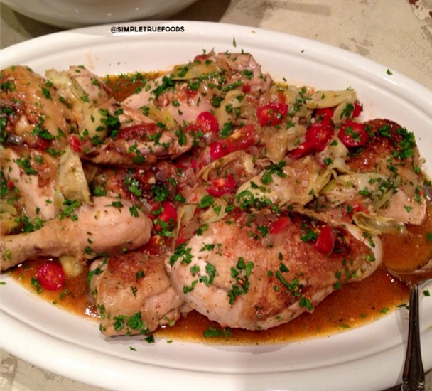 SimpleTrueFoods's tweet image. Chicken Cacciatore #chicken #protein #postworkout #paleo instagram.com/p/vh04vHh-ke/?…