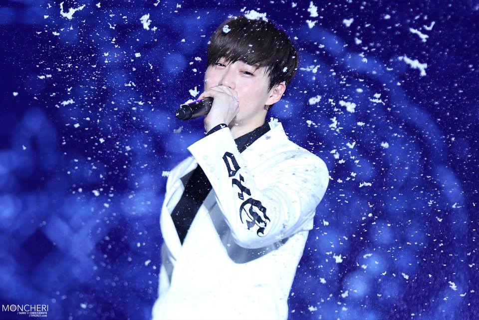 Suho015's tweet photo. 141112 (HQ) SUHO "The Lost Planet" en Fukuoka (Día 2) http://t.co/yrdau6zTKn