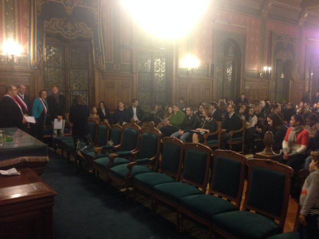 BahiaRougier's tweet image. Cérémonie des nouveaux naturalisés à la @MairieParis14 avec @carine_petit @pascalcherki et C.Grunenwald