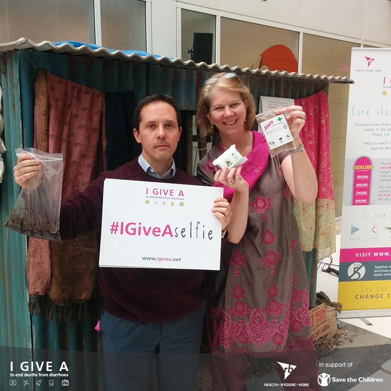OHayerPatty's tweet photo. Posing for a #selfie with Mattia outside the replicate slum in support of #IGiveA To End Deaths From Diarrhoea http://t.co/wV5TDf7Qpd