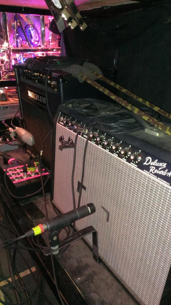 toddhoward79's tweet photo. @WeAreEminence I'm excited to hear how these speakers sound tonight. New mics, consoles. #midasmixing #shureksm44 http://t.co/PJbRHJrznx