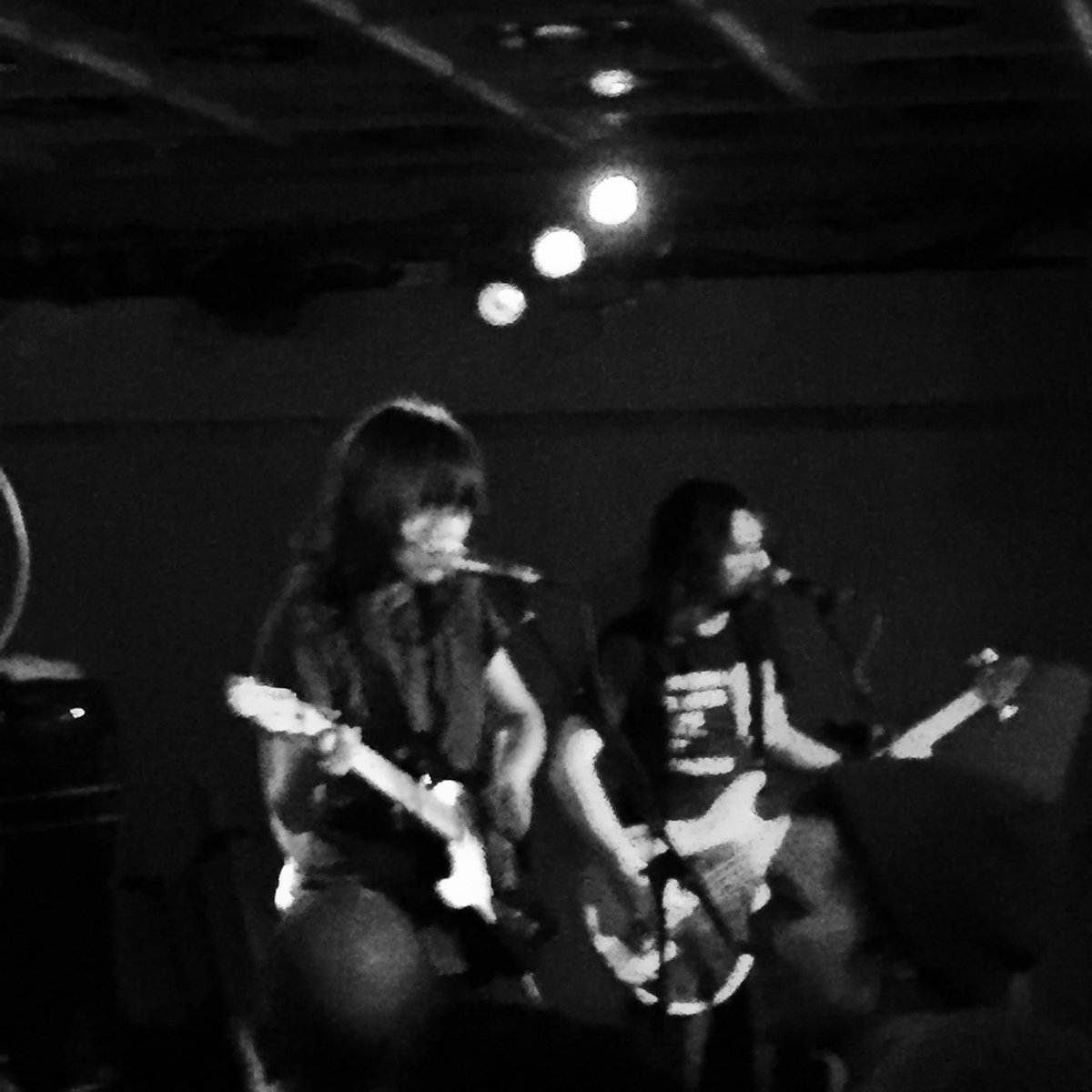 zuckermacher's tweet photo. #courtneybarnett# http://t.co/akyIJ9Kdvb