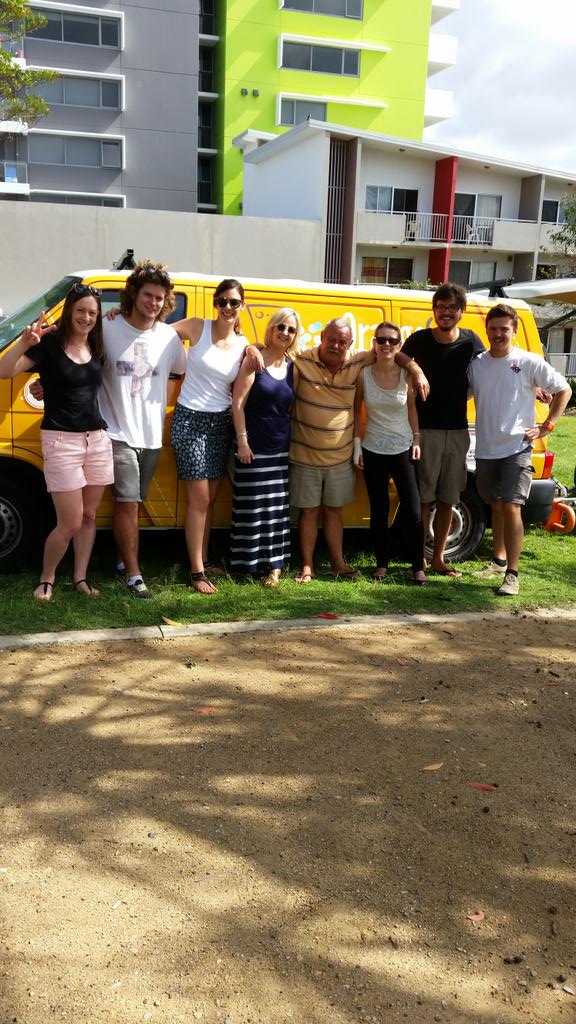 JanOwenAM's tweet photo. GREAT way 2 start a Friday morning in #Brisvegas! Team @fya_org w @OSLaundryAU - mobile laundry services 2 homeless http://t.co/9mFsbKyCrF