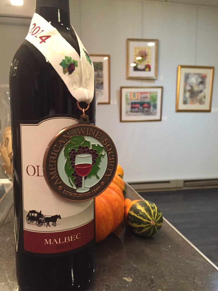 JerseyGirlWine's tweet image. Our newly awarded 2013 Malbec is part of our @OldYorkCellars #virtualvines tonight.