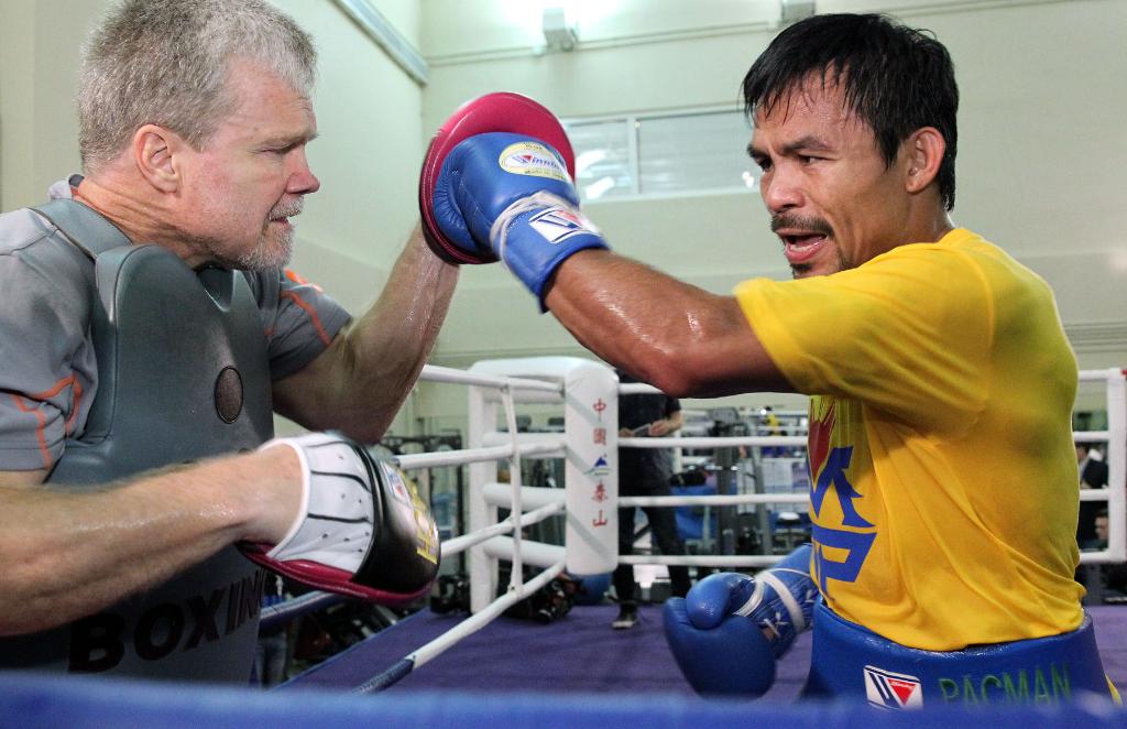 trboxing's tweet photo. Check out @HBOboxing's Under the Lights: #PacAlgieri http://t.co/1pUDD5aphQ. http://t.co/r7d3IrdfUt