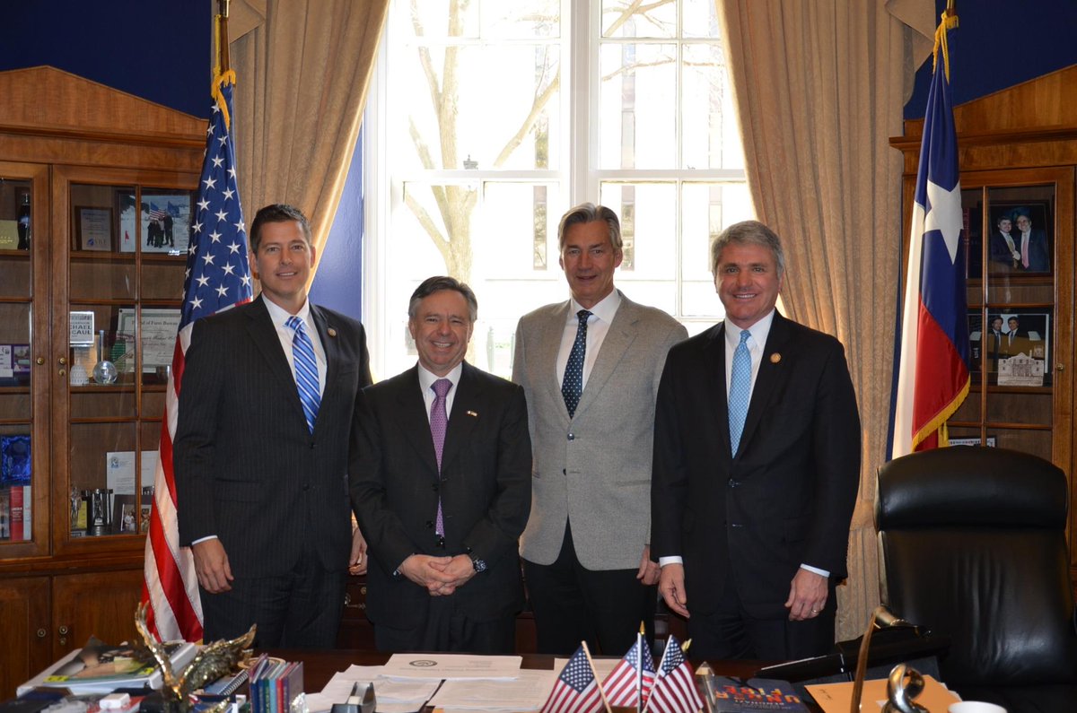 connect2canada's tweet photo. Great pic of @RepSeanDuffy, @EmbamexEUA #AmbEMM, @CanEmbUSA #AmbDoer & @McCaulPressShop on the Hill. http://t.co/ShPsiCSslm