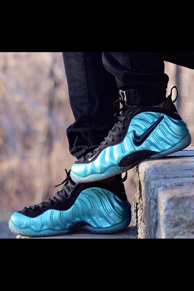 Africtions's tweet photo. Aqua Blue Foams http://t.co/0pDiodOkLp