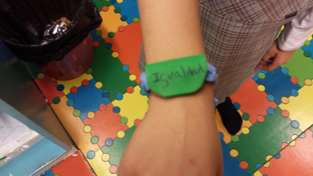 Esto son los diferentes taller en la semana de los derechos de los niños en  maravillas marbella. @LdtcMaravilla .