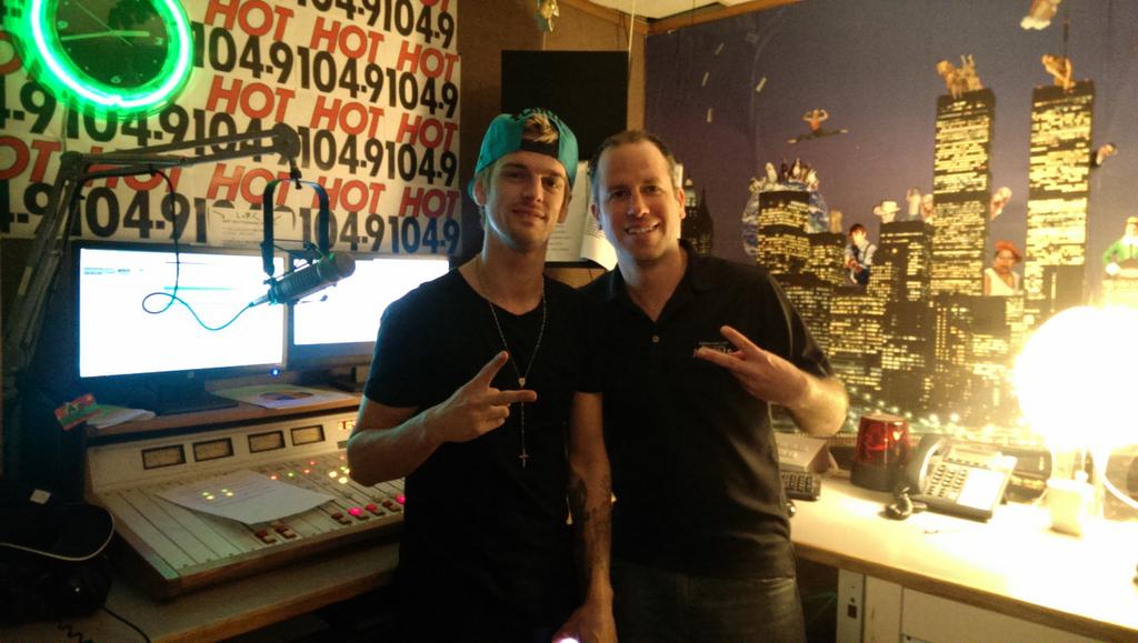 BrianOConner's tweet photo. Hangin w/ @aaroncarter in the @HOT1049 studio today. Stoked for the show tonight at #PugsLIVE. #Tallahassee #oohwee http://t.co/rhPpArWfJ3