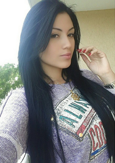 YuravicRavello's tweet photo. Hola mis amores como han estado yo muy bien super juiciosa trabajando muy duro los extrañe mucho  ♛Yuravic Vannesa ®♡ http://t.co/0Zl1VXQ6m3
