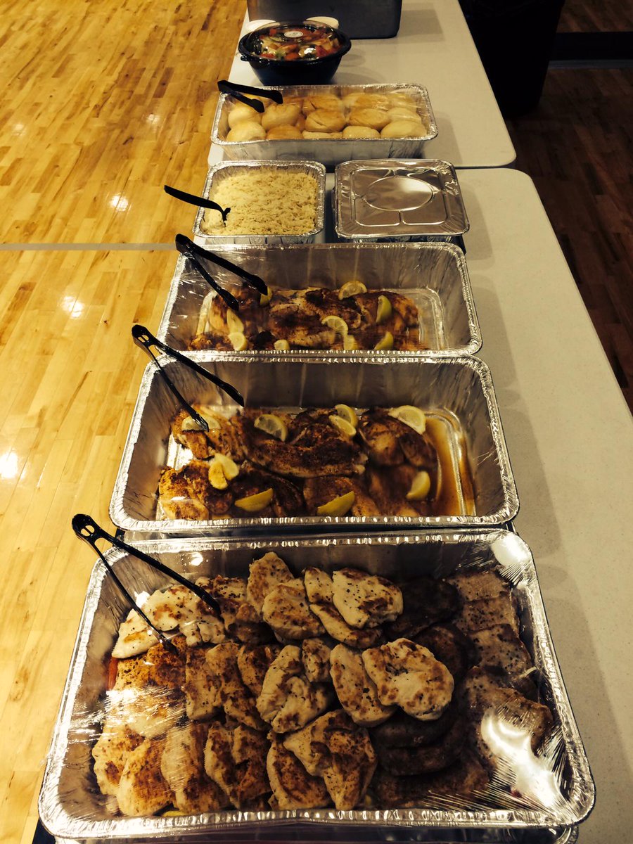 CateringTyler's tweet photo. For all you meat lovers out there :) #Catering #GoodFood #Delicious #MeatMeatMeat #Rolls #GiveUsACall http://t.co/7cDRH7CWrE