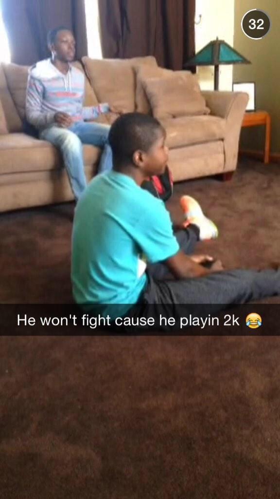 TheOGKooLAiD's tweet image. Nigga fucked him up then went back to playin 2K lmao darkskins really somethin else