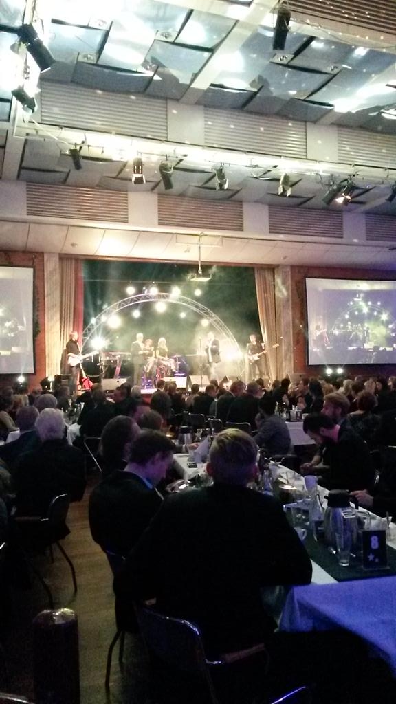 mjpagese's tweet photo. #vacchi #dalarnasidrottsgala http://t.co/h48McImF5p