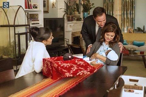 WhiteCollarSP's tweet photo. 6x03 "Uncontrolled Variables" promo stills 2 #ladrondeguanteblanco #whitecollar #WhiteCollarExodus http://t.co/ukox5LviB6