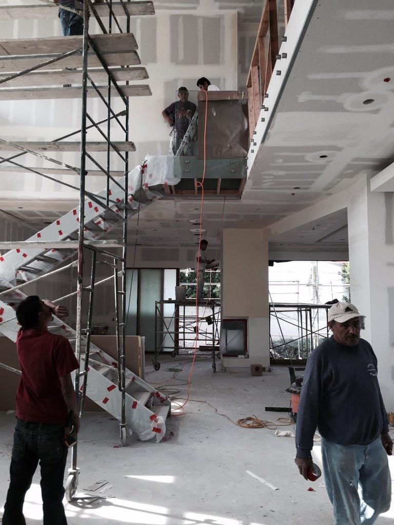 House coming along nicely! <a href="/tomerfedida/">Tomer Fedida</a> #bondstpartners #fedidaproperties #MDLLA