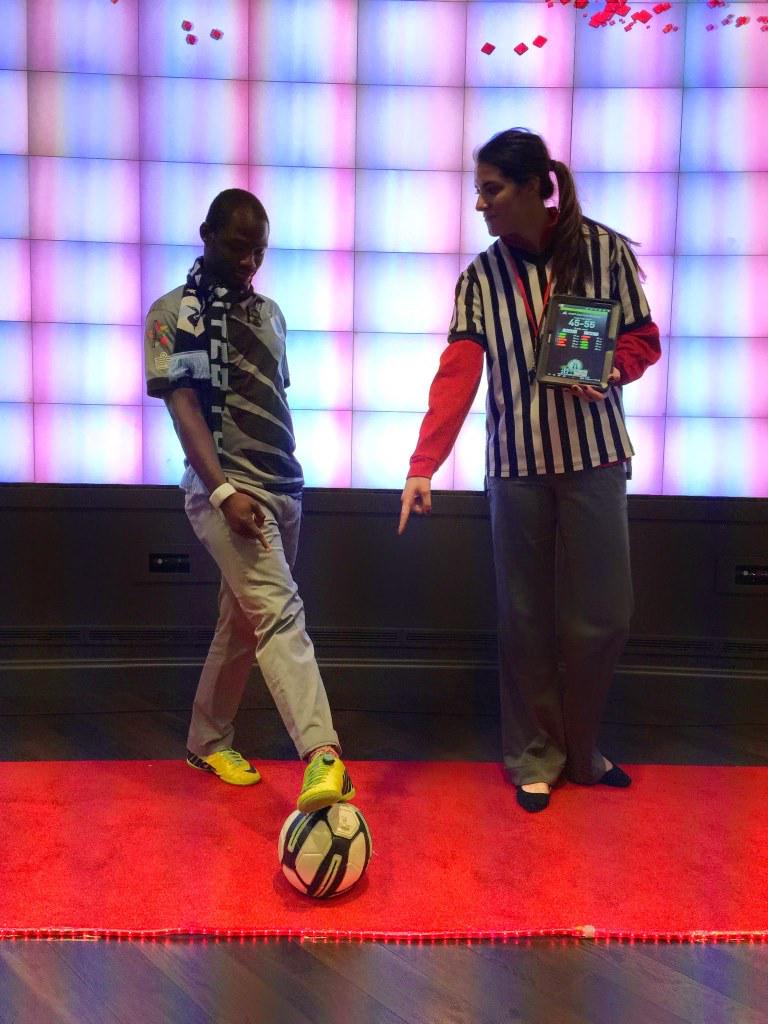 MNUFC's tweet photo. Nothing says "Fashion Show" like a United jersey and scarf! #Vztechholiday http://t.co/L0pOEO8XQ5