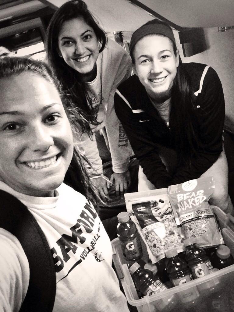 MR_SUVB_4's tweet photo. @SamfordVB is SoCon tournament bound! S/O to @veronica_760 for the tasty treats and warm wishes 💞 http://t.co/D5DcsGypeP