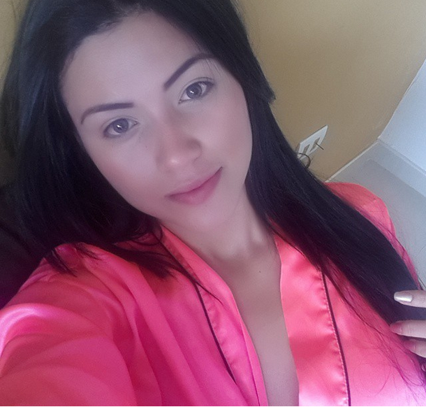 YuravicRavello's tweet photo. Hola mis amores de Relax en Casa que todos sus sueños se hagan realidad lucha por ellos y no te rindas I Love muuack http://t.co/SYdy1ts09h