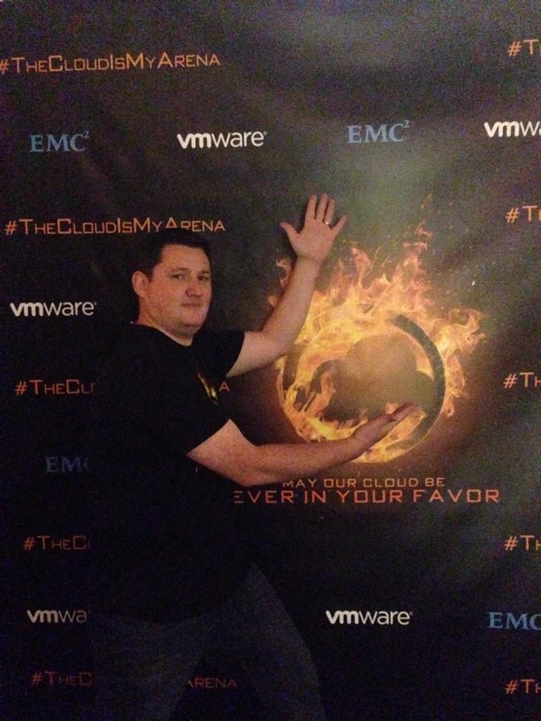 Andymac9981's tweet photo. Gearing up for the SDDC event and Hunger Games premier #RedefineHC #TheCloudIsMyArena http://t.co/X2vZXc9ND1