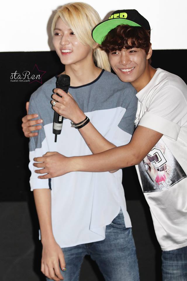 B273mvJCAAA2uhF.jpg:large