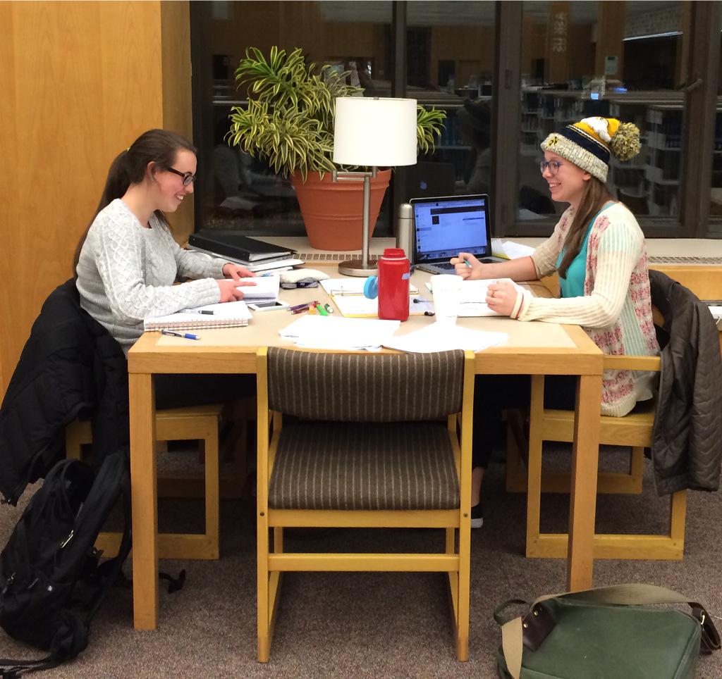 Carleton_WBB's tweet image. Reading days calls for lots of Econ in the libe!!! #waffles #pricetheory